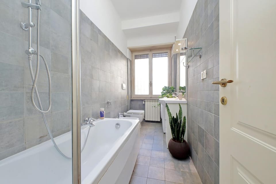 Shower, Bathroom, Bath, towels