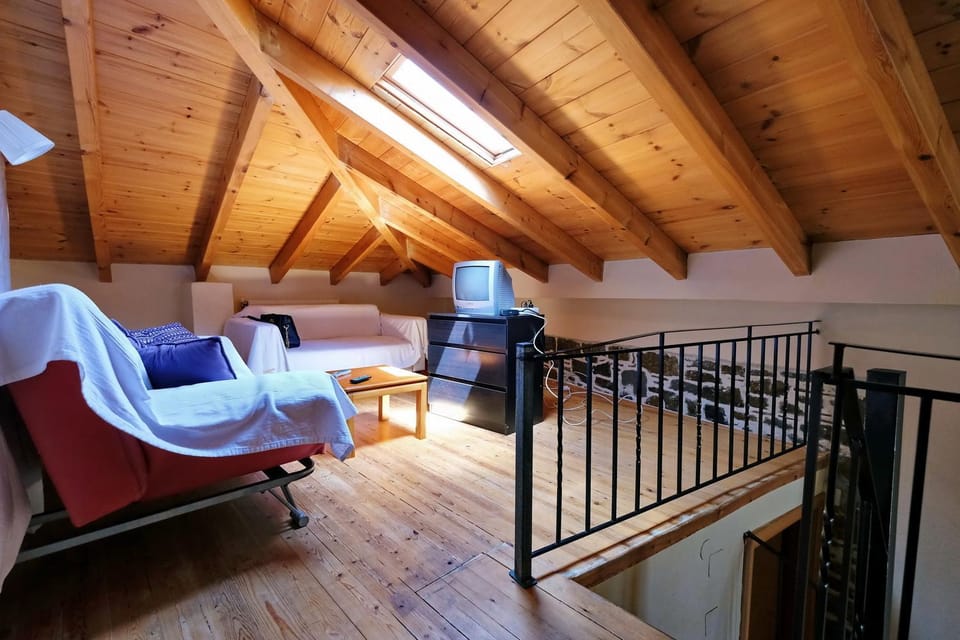 Ypsipyli Stone Apartment in Decentralized Administration of the Aegean