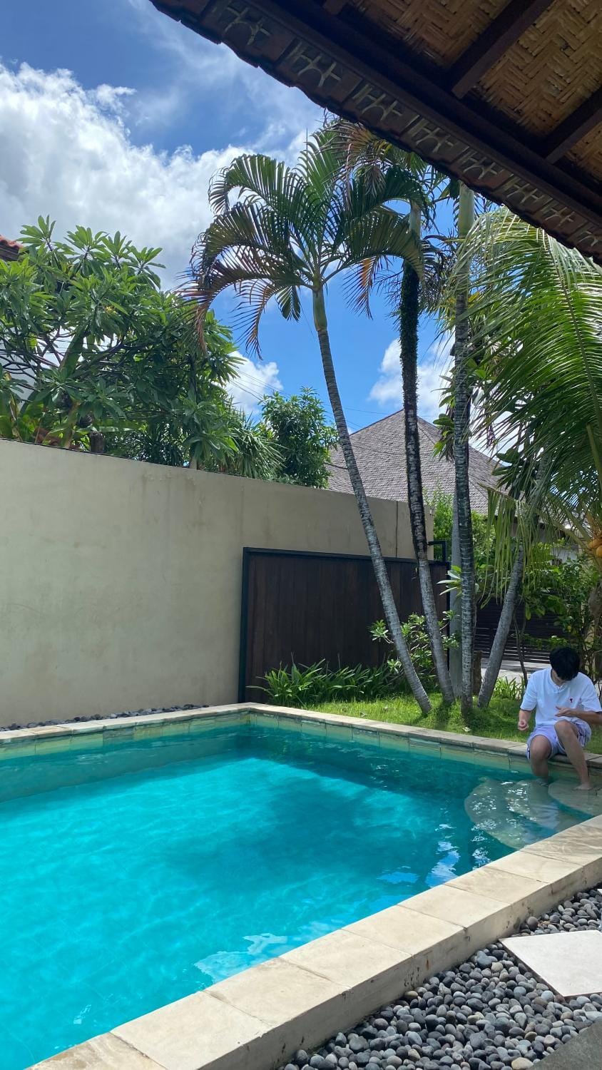 Pool view, Swimming pool