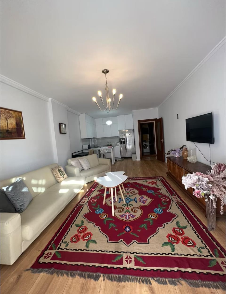 Communal lounge/ TV room, TV and multimedia, Living room, Seating area, Evening entertainment