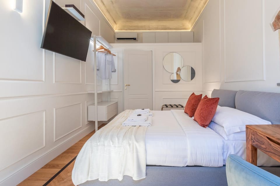 Bathroom, Bedroom