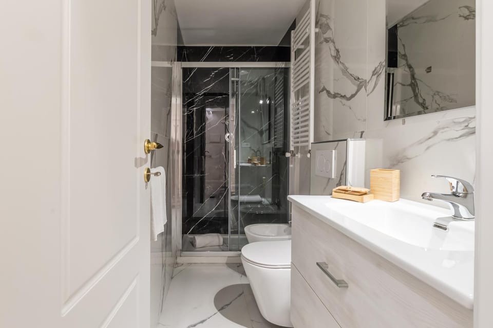 Pietrapiana Five Senses - City Center Apartment in Florence