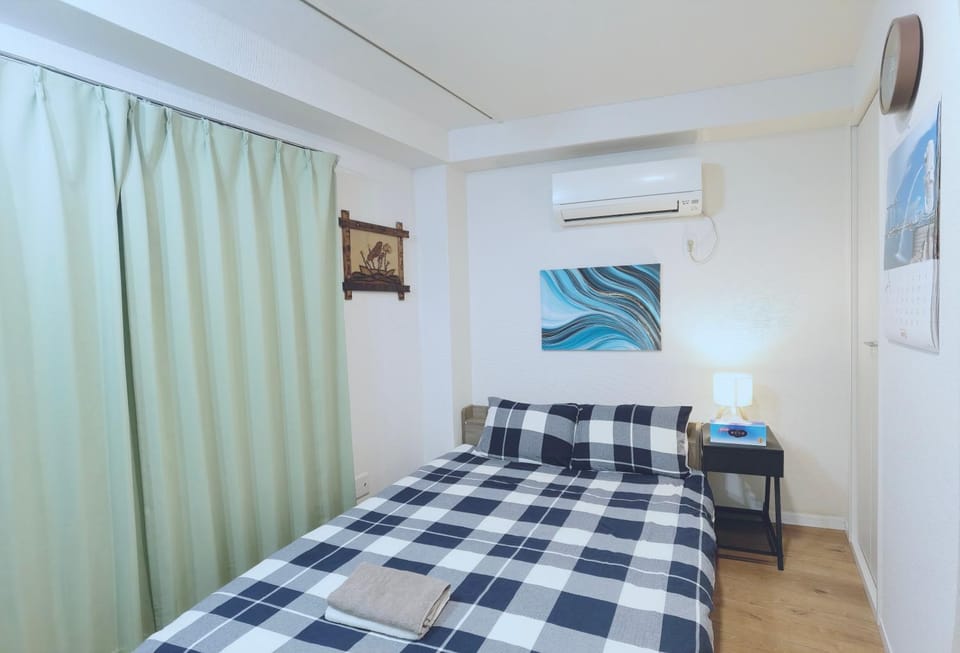 Bed, Bedroom, air conditioner
