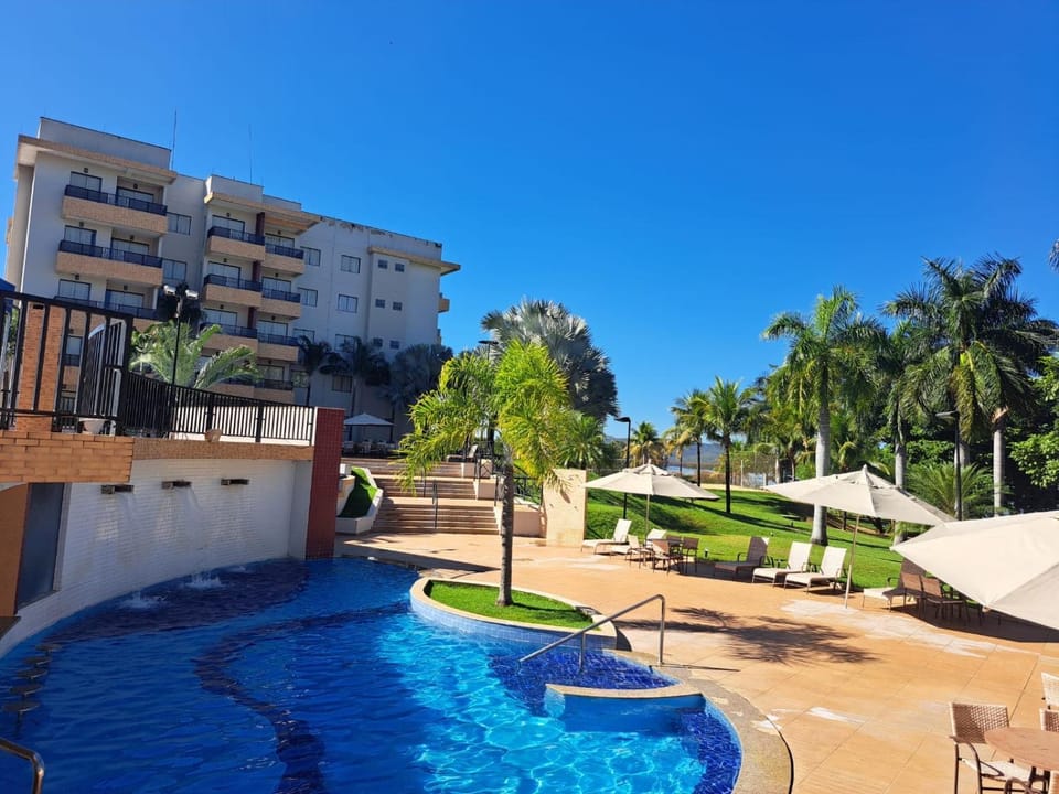 Nautico flat serve com acesso a área de lazer do Marina tx limpeza 40 reais Apartment in State of Goiás