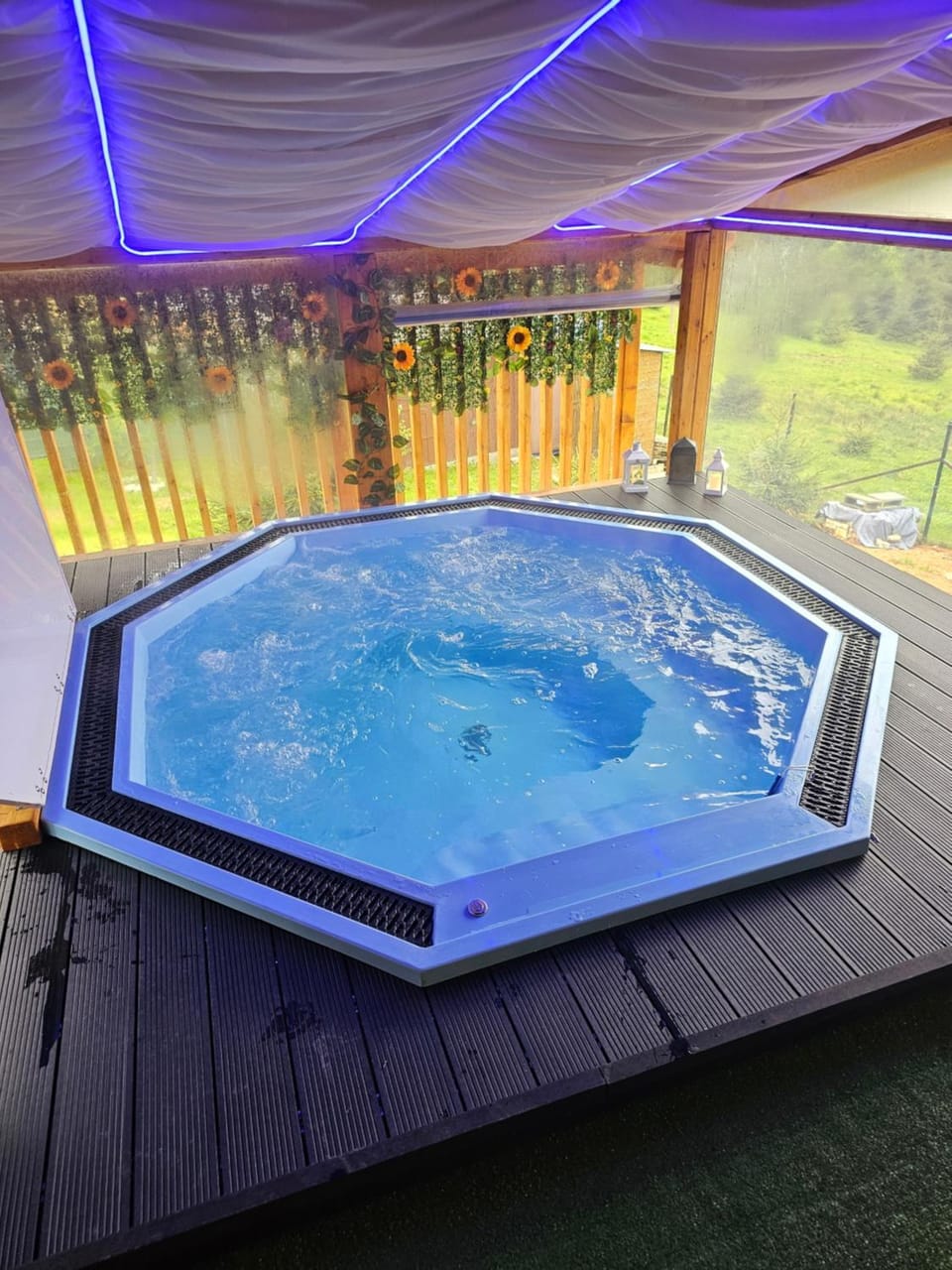 Hot Tub