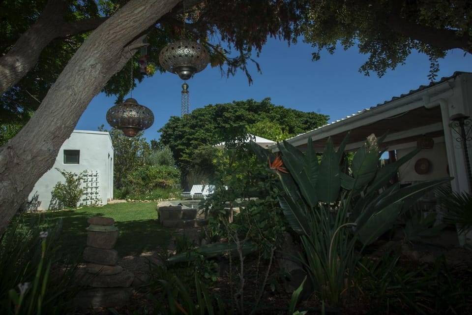 Garden, Internal: Not applicable to any particular room