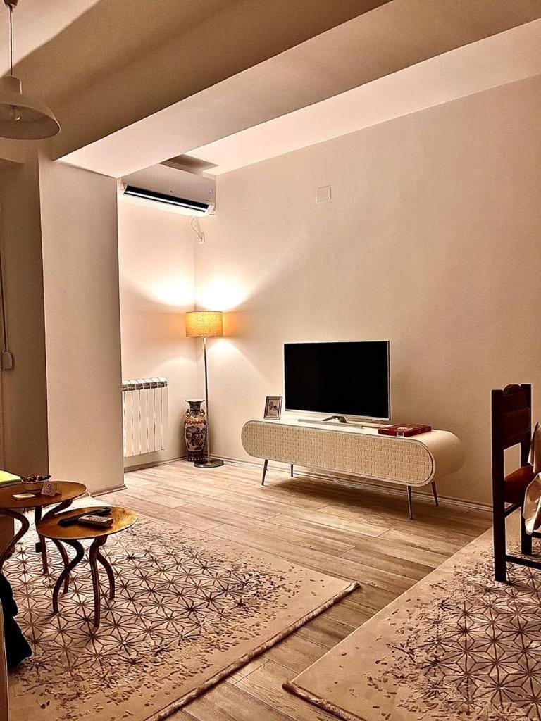 Living room, Decorative detail