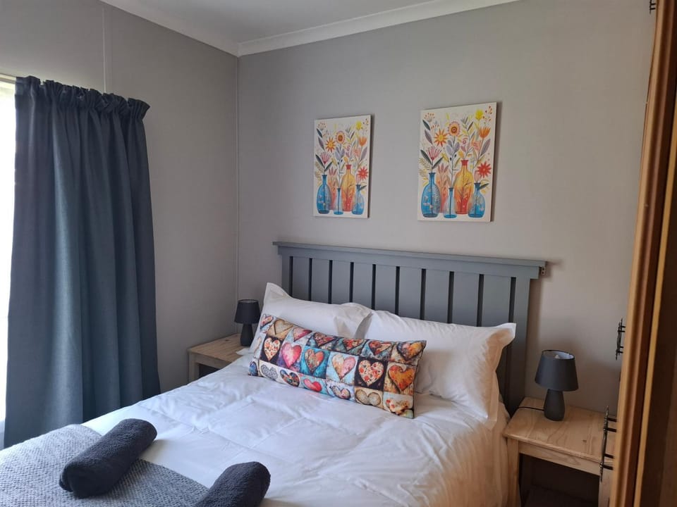 Oudehuisie Apartment in South Africa
