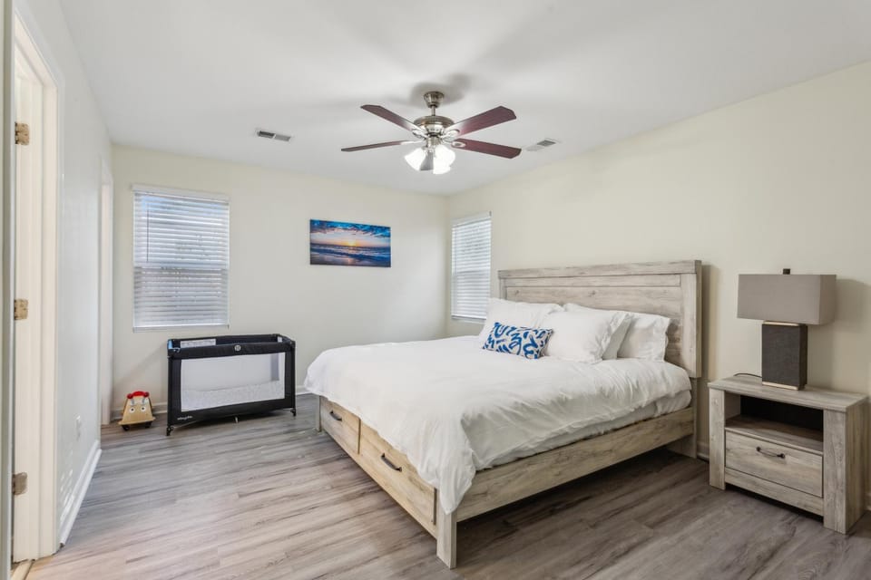 Bed, Bedroom