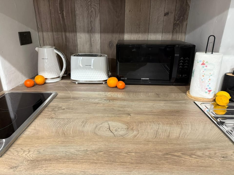Coffee/tea facilities, Kitchen or kitchenette, toaster