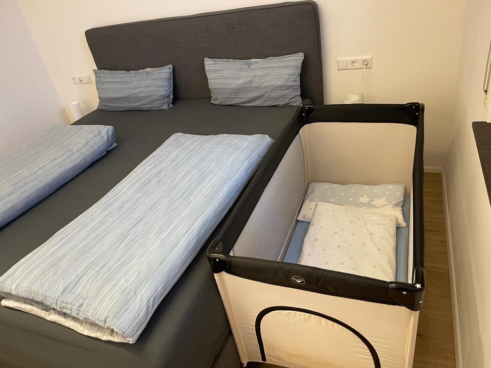 children, children, cot