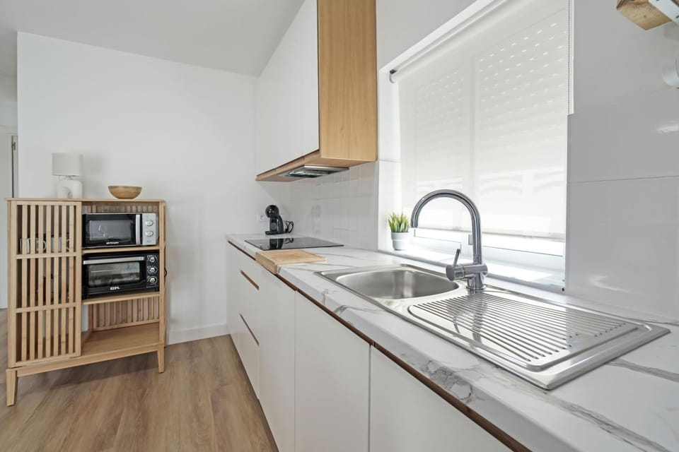 Kitchen or kitchenette, microwave, oven, stove, stove, kitchen, kitchen