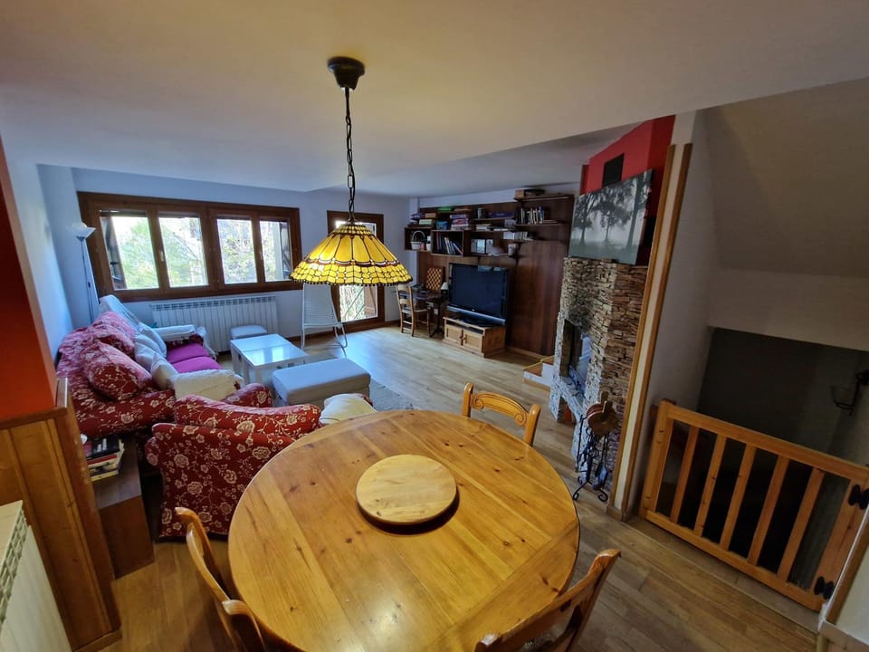 Communal lounge/ TV room, Photo of the whole room