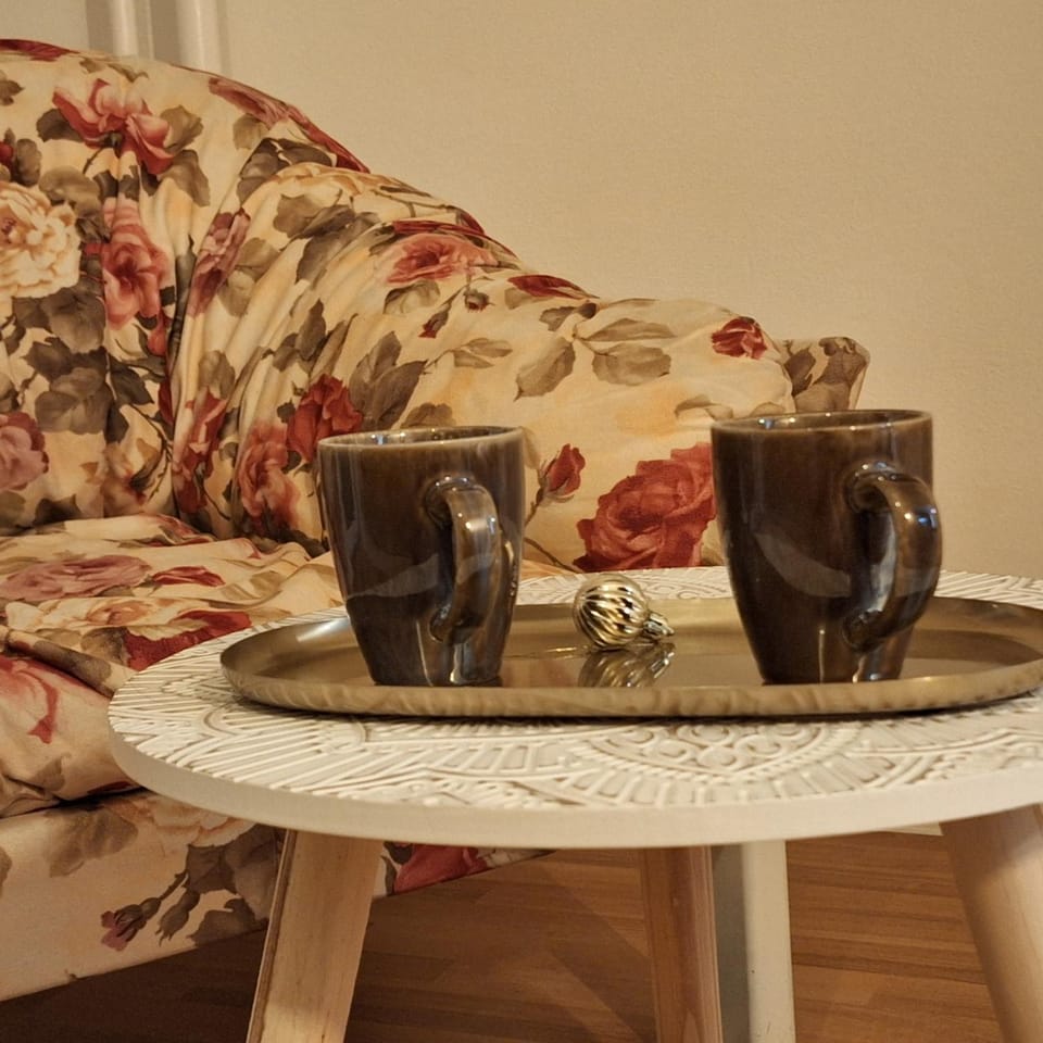 Seating area, Drinks