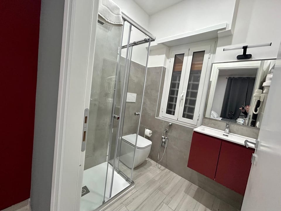 Shower, Toilet, Bathroom