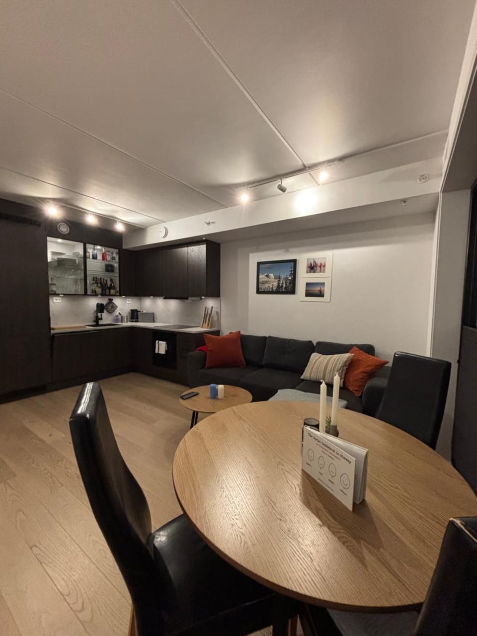 Modern central apartment with 2 bedrooms Apartment in Tromso