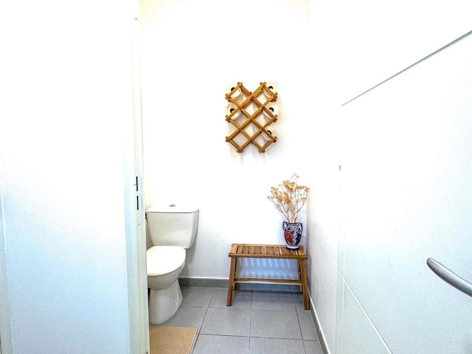 Horizon Caluire - T3 chaleureux avec balcon - proche Lyon Apartment in Caluire-et-Cuire