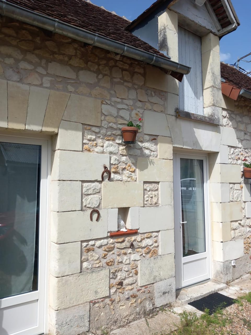 Property building, Day