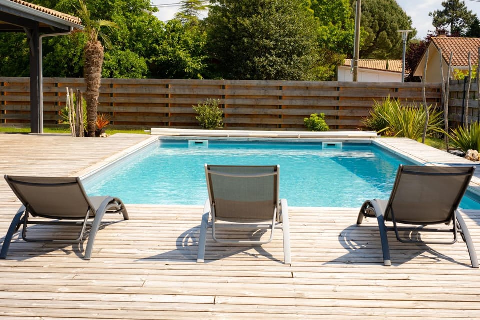 Pool view, Swimming pool