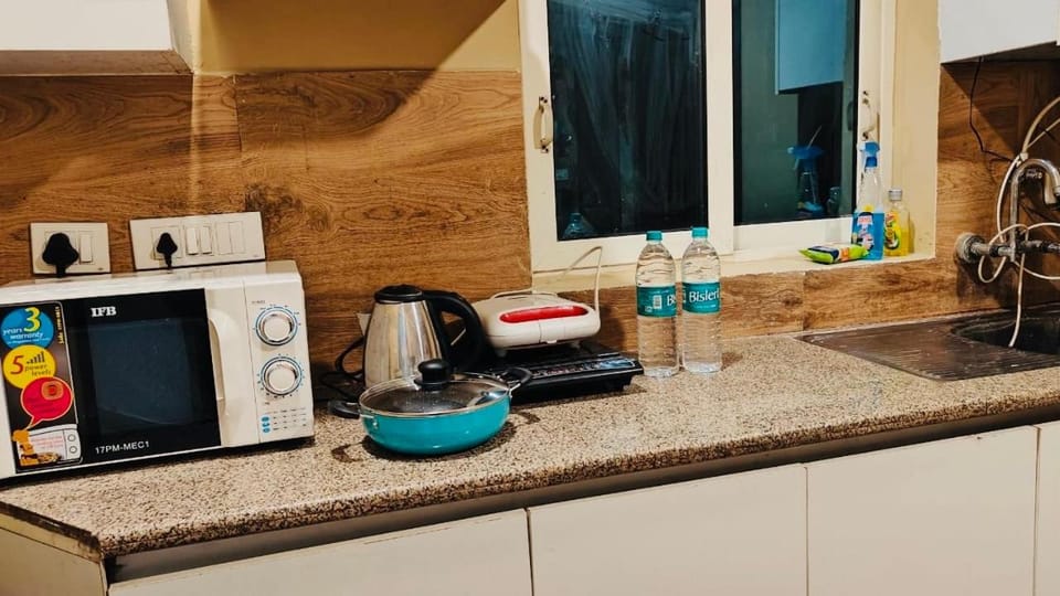 Coffee/tea facilities, Kitchen or kitchenette