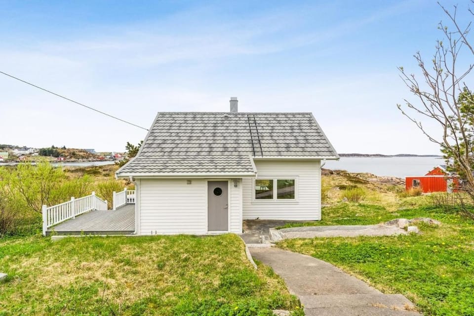 Idyllisk perle ved sjøen! House in Trondelag