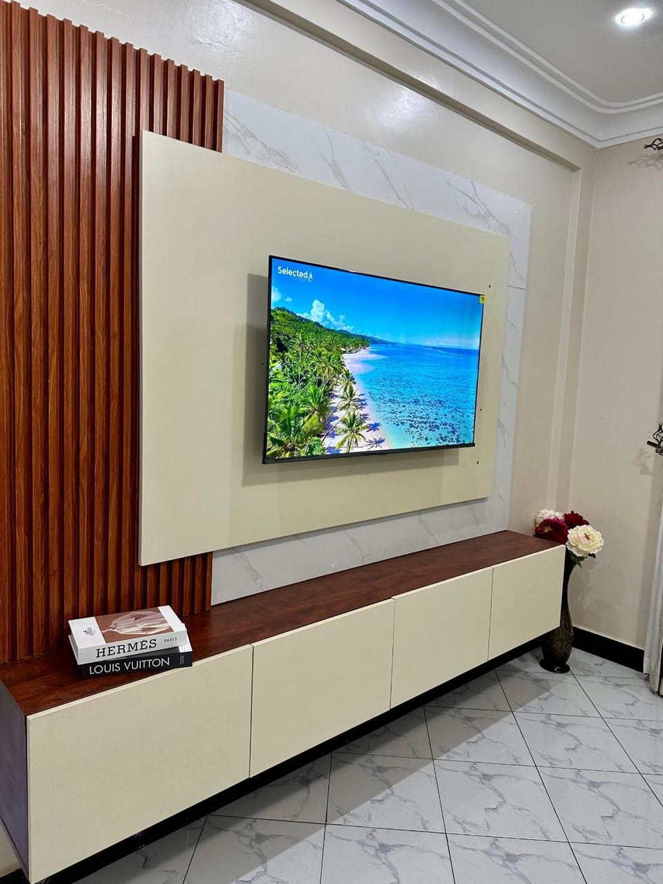 TV and multimedia, Evening entertainment