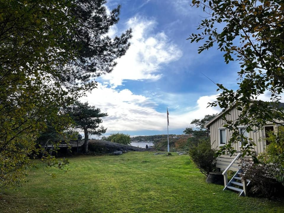 Delightful vacation home - boat - seaview - garden House in Norway