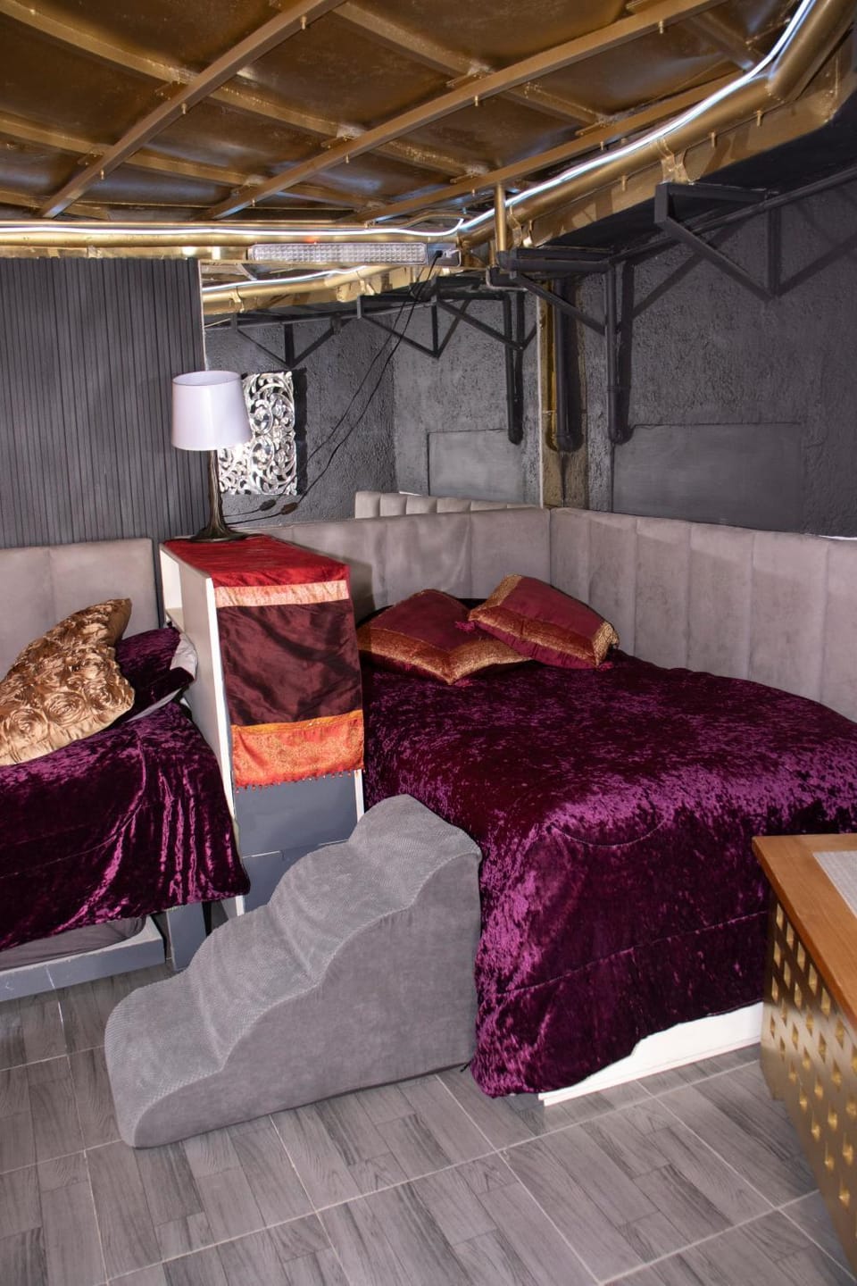 Bed, Photo of the whole room