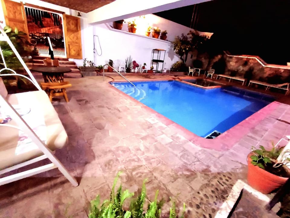 Swimming pool
