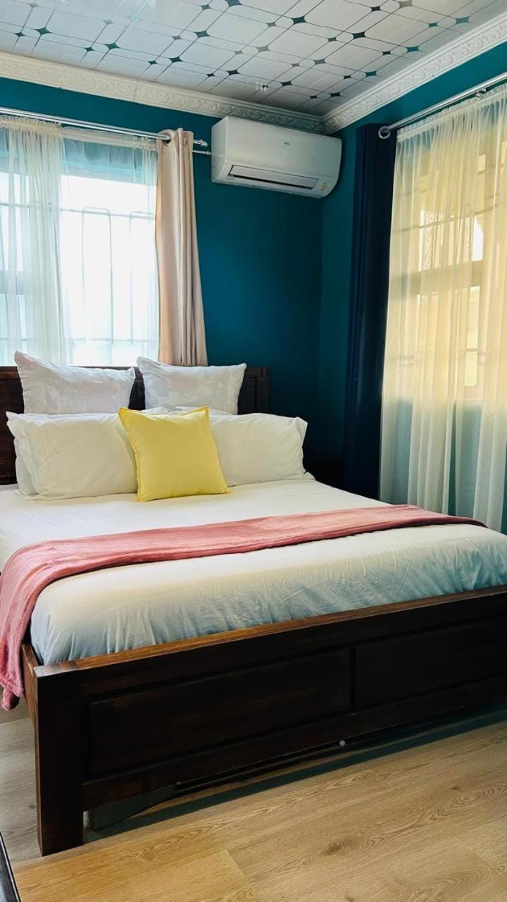 Egadini Guesthouse Bed and Breakfast in KwaZulu-Natal