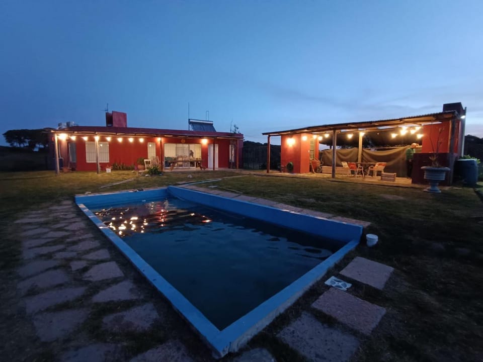 Swimming pool, Swimming pool
