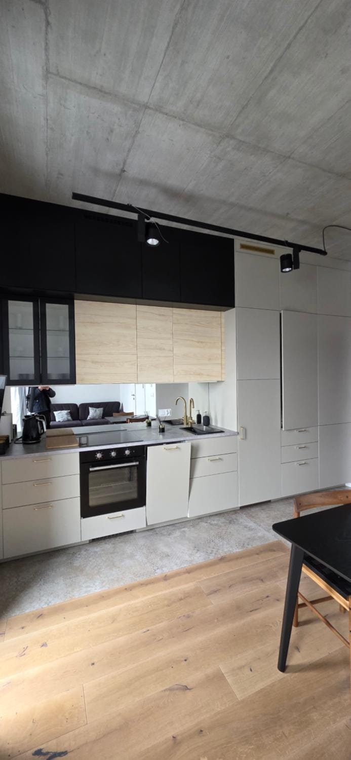 Kitchen or kitchenette, dishwasher