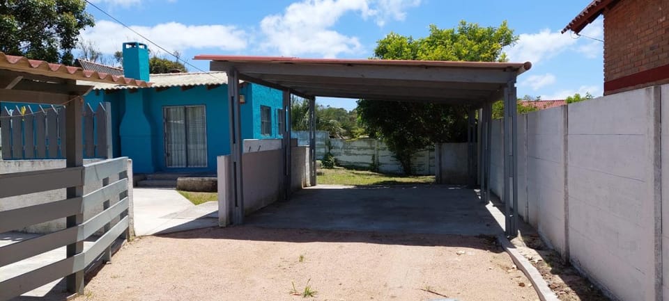 Yamini - Barra del Chuy House in Rocha Department, Uruguay