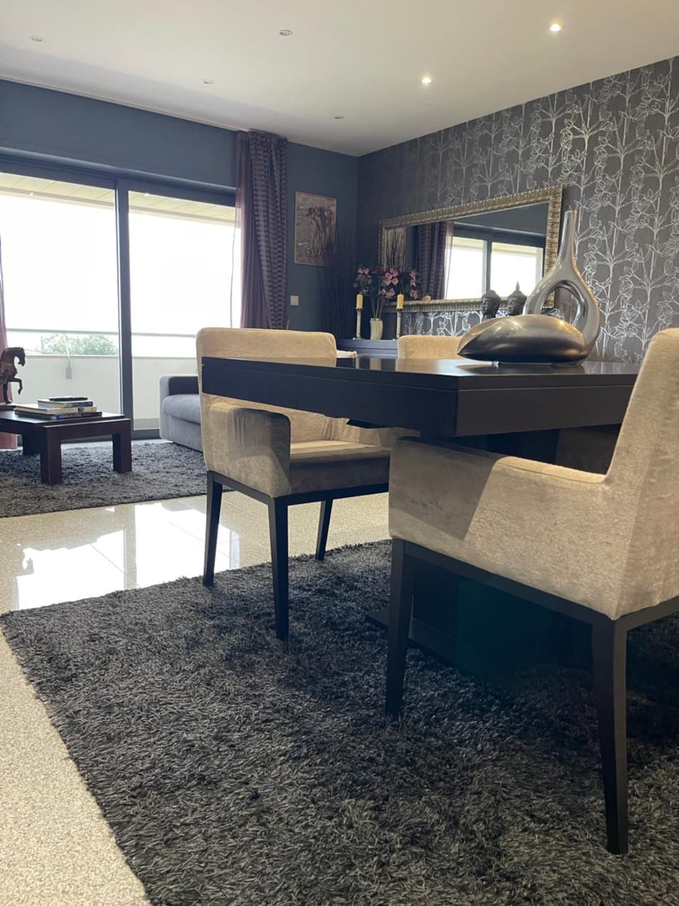 Living room, Dining area