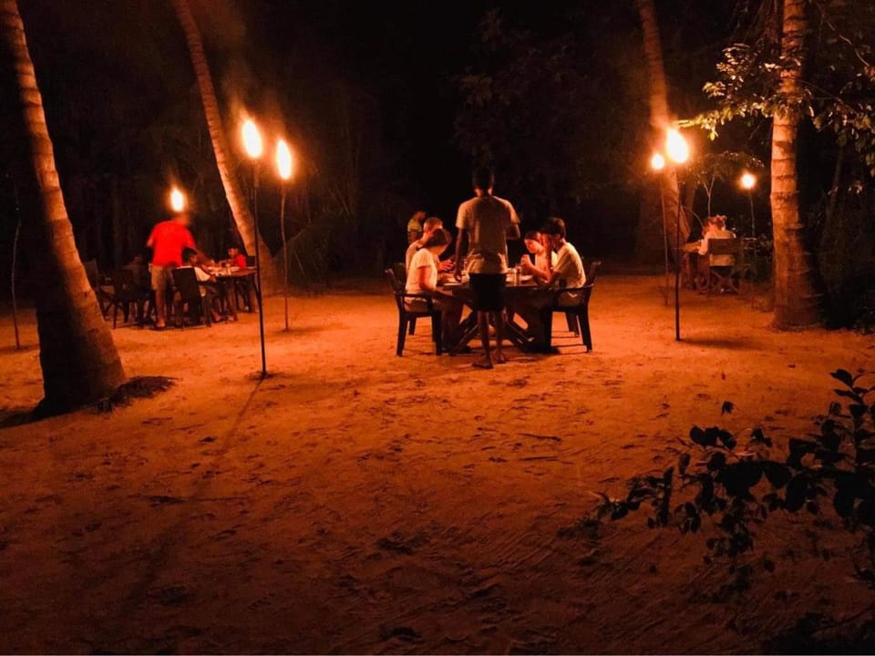 Makulu Jungle Camping Sigiriya Luxury tent in Dambulla
