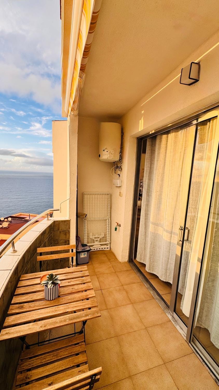 Natural landscape, Balcony/Terrace, Sea view
