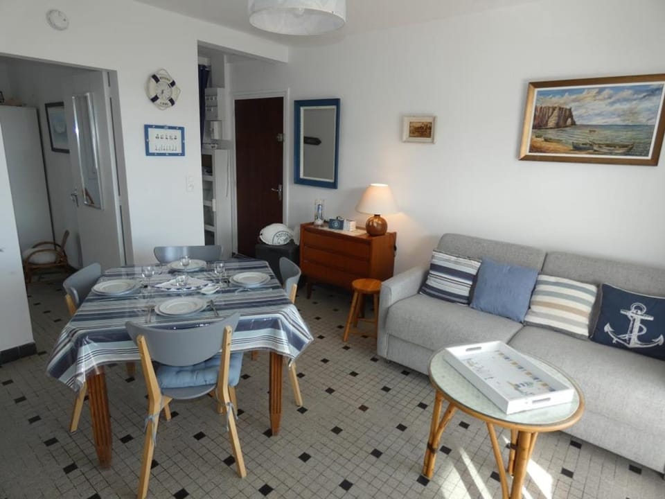 Notre-Dame-de-Monts - Appartement 4 pers., animaux admis, balcon ensoleillé - FR-1-540-306 Apartment in Notre-Dame-de-Monts