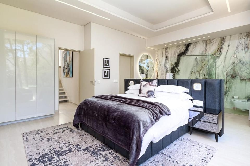 The Glasshouse Apartment in Camps Bay