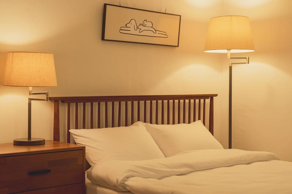 Bed, Bedroom