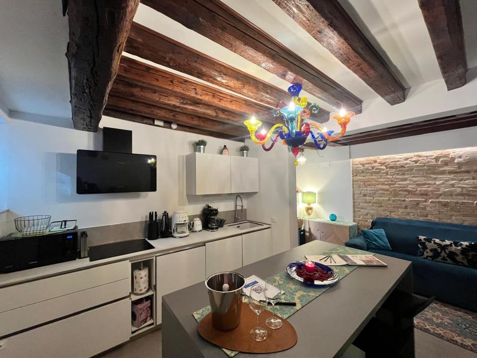 Kitchen or kitchenette, dishwasher, washing machine, kitchen