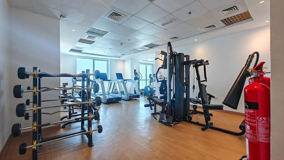 Free housekeeping visits during your stay - StayShort - Comfy 1-Bedroom Apartment Perfect for 4 in JLT Apartment in Dubai