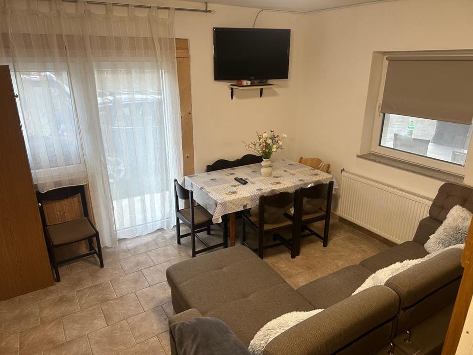 Apartments Barbra - Robinson life Apartment in Slovenia