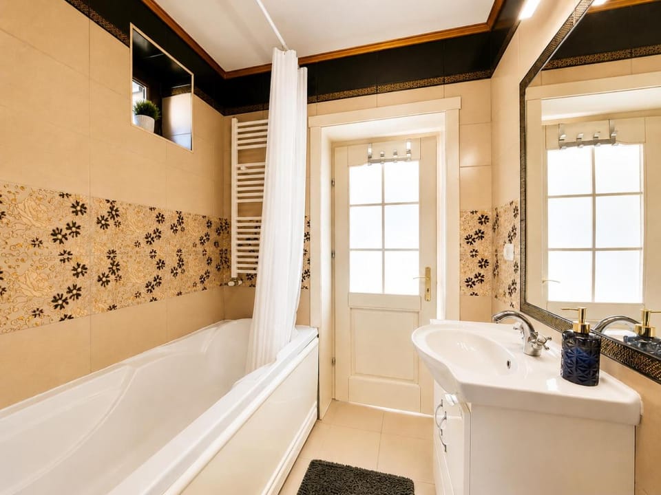 Shower, Bathroom, Bath