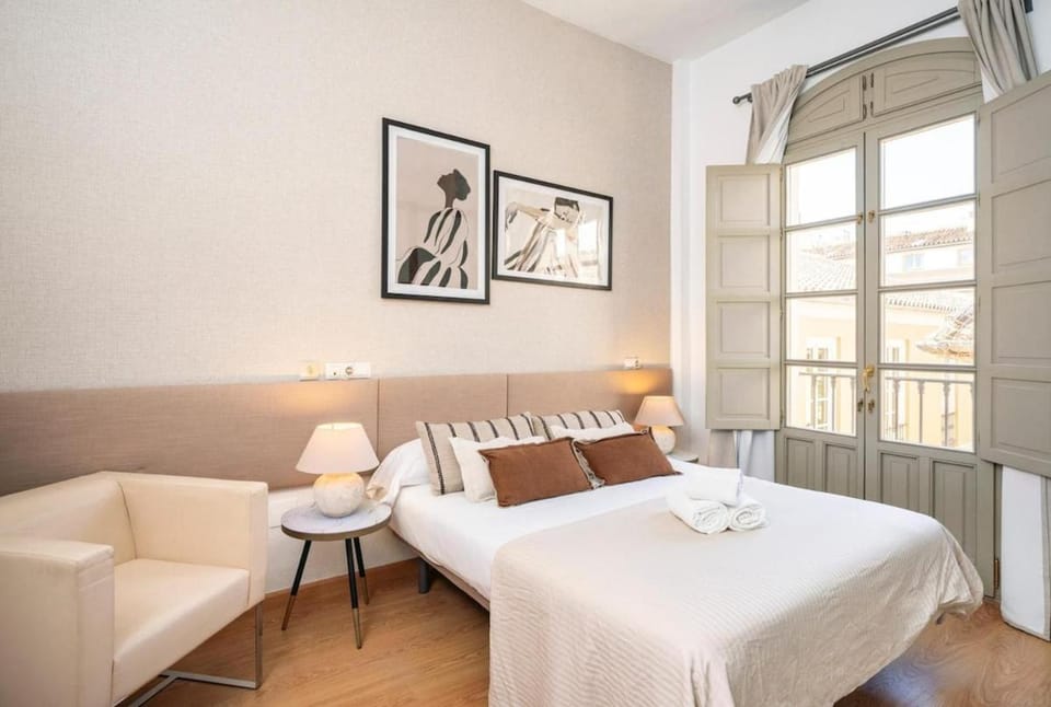 BEATAS CENTRAL Espectacular nueva vivienda en centro Histórico Sinese Design Homes Apartment in Malaga