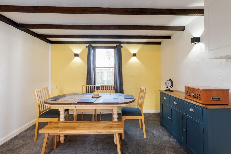 Spacious Cottage Parking nr Saunton Sands House in Georgeham