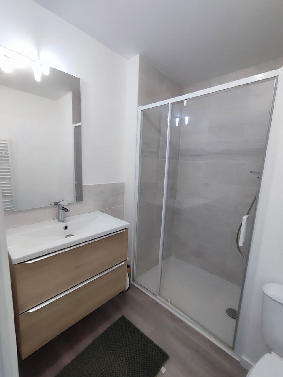 Brand new, fully equipped, comfortable apartment Apartment in Normandy