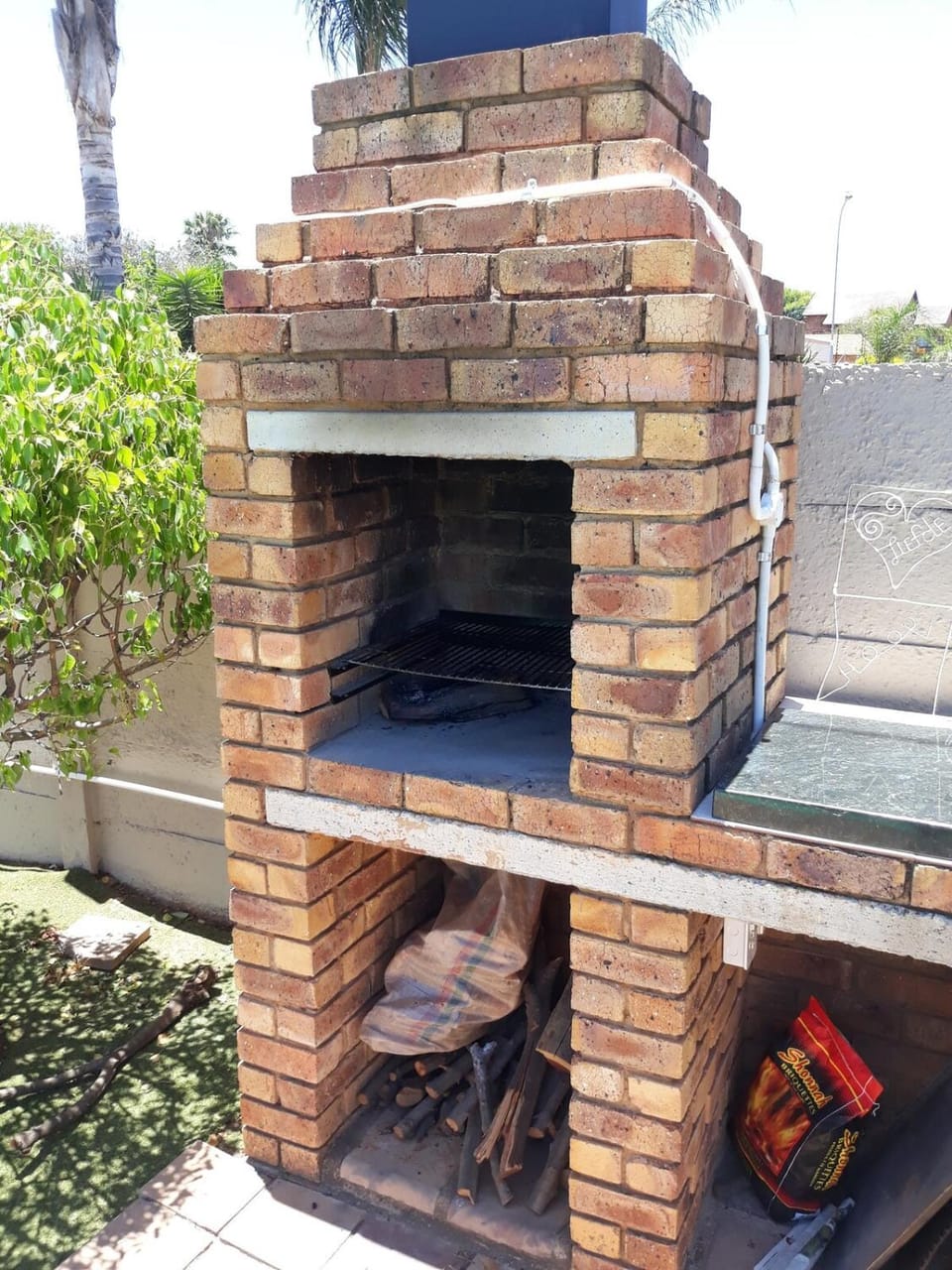 Day, BBQ facilities
