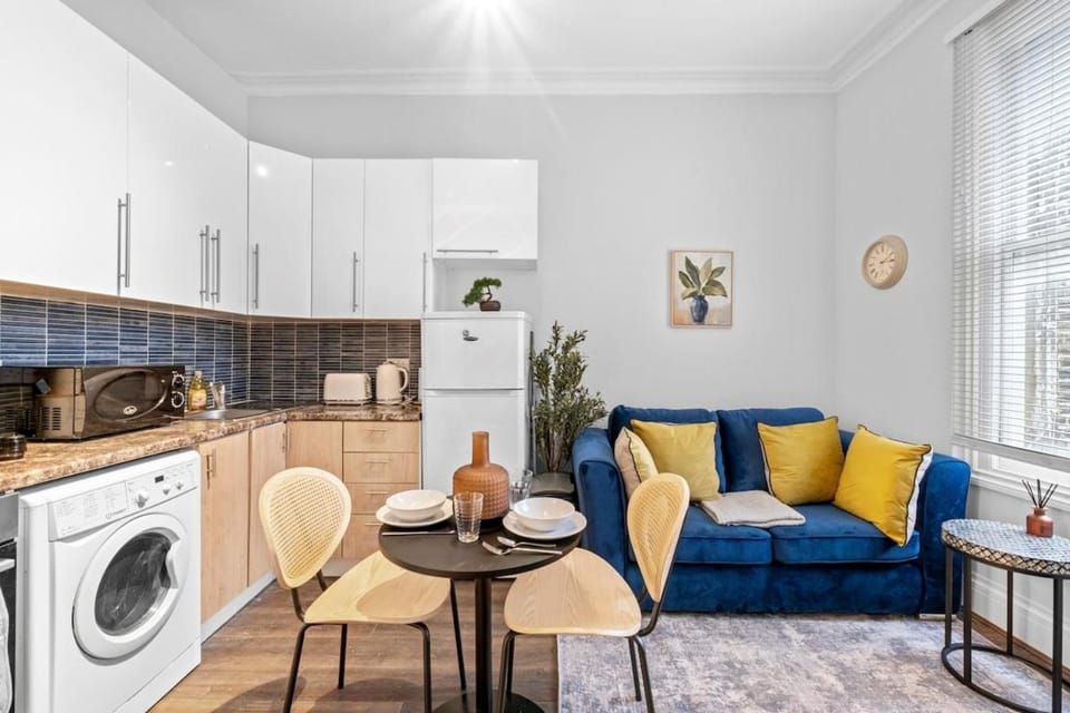 Bayswater Vibe Gem Next Hyde Park & transport Apartment in City of Westminster