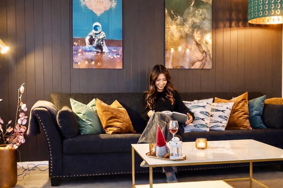 Sandersstua 2, luxury family villa with private whirlpool in Stamsund House in Lofoten