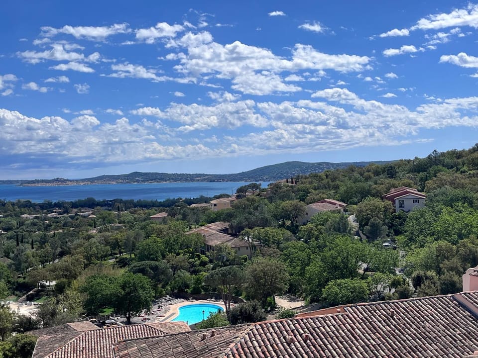 Charmant appartement baie Saint Tropez 6 personnes Apartment in Grimaud